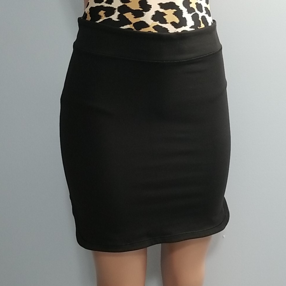 🍋🍋LULULEMON  CITY SKIRT  BLACK 🍋🍋